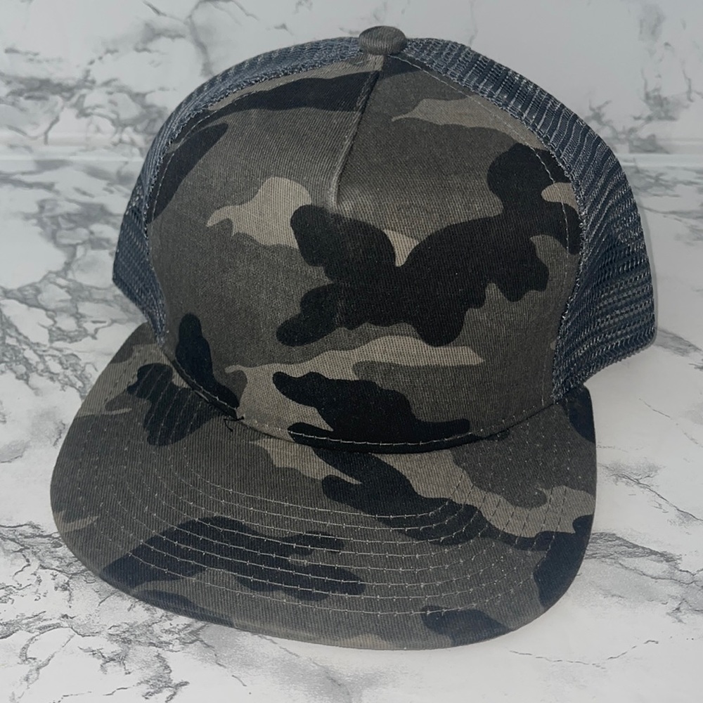 Gray camo mesh snapback hat